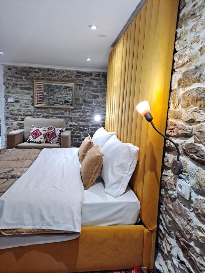 "Villa 70" Guesthouse Gjirokaster Ngoại thất bức ảnh