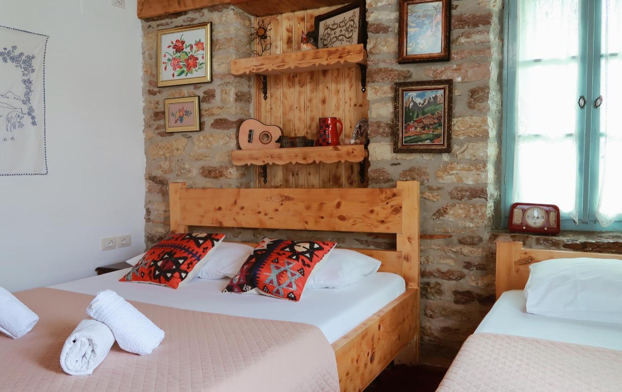 "Villa 70" Guesthouse Gjirokaster Ngoại thất bức ảnh
