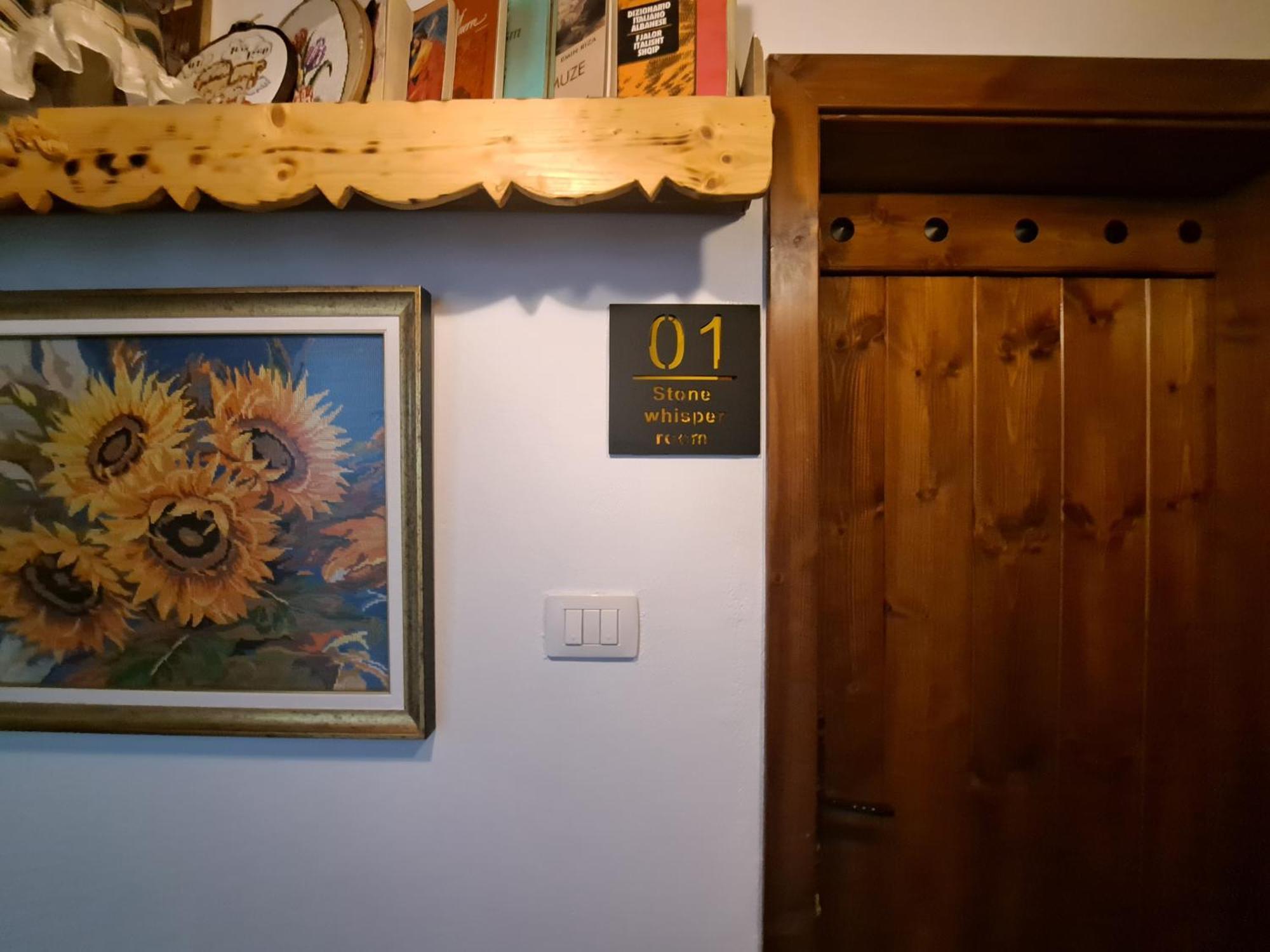 "Villa 70" Guesthouse Gjirokaster Ngoại thất bức ảnh