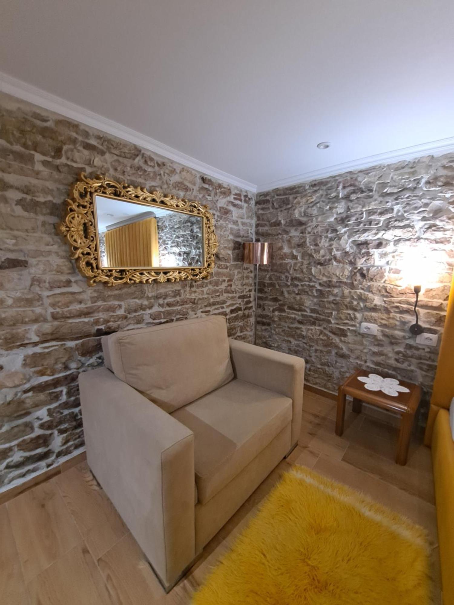 "Villa 70" Guesthouse Gjirokaster Ngoại thất bức ảnh
