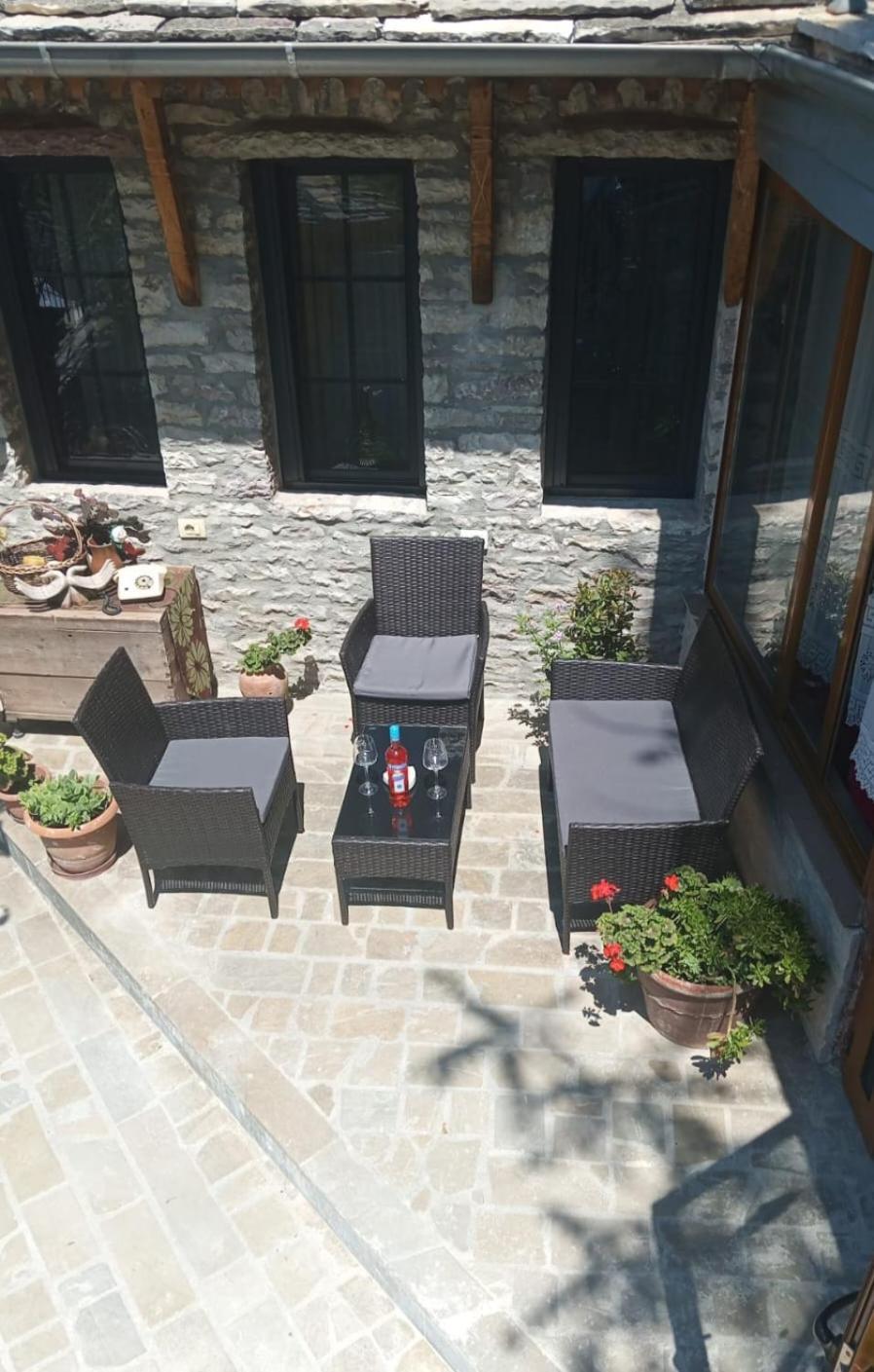 "Villa 70" Guesthouse Gjirokaster Ngoại thất bức ảnh